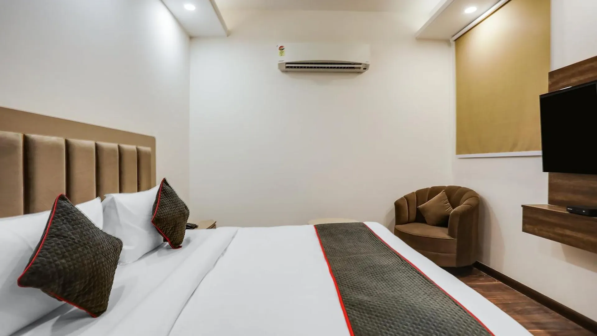 Super Townhouse Ma-32 Hotel Gurgaon 4*,  India